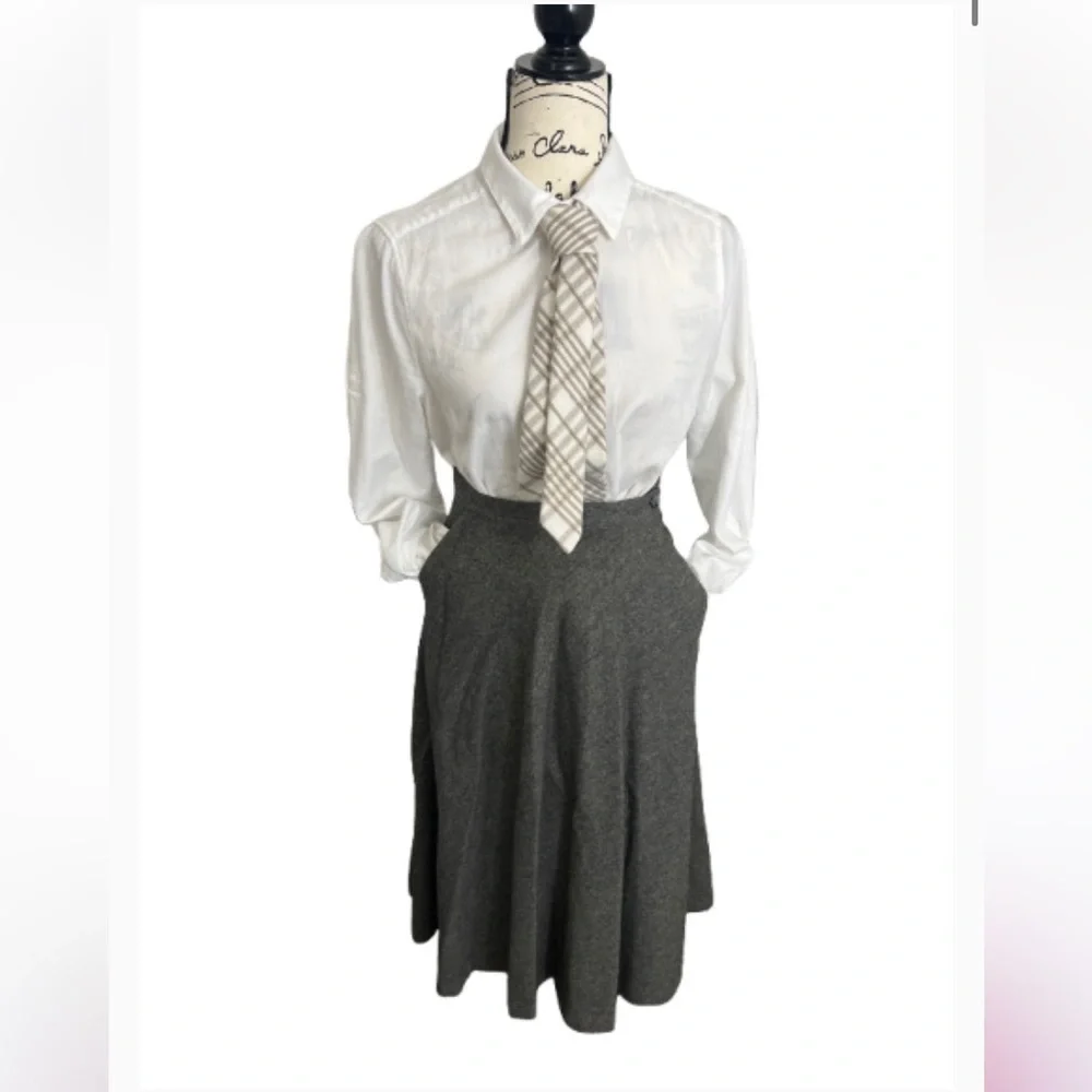 Jones New York Vintage‎ Chic Aline Skirt and Jacket Gray